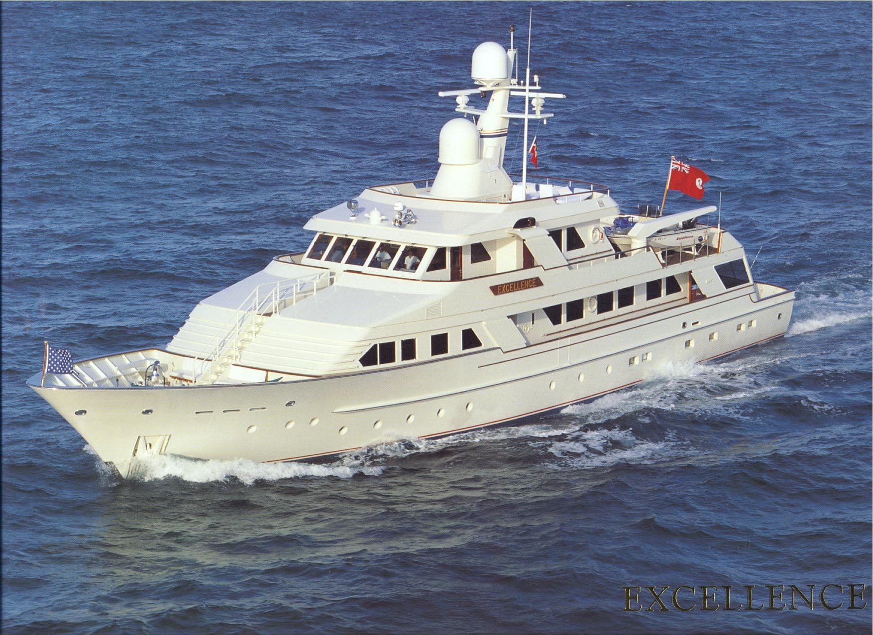 Motor yacht Excellence under way
